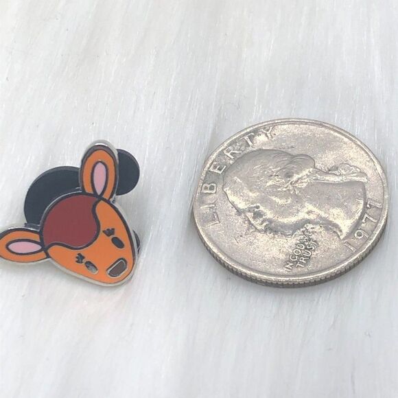 🔮 5/$25‎ Disney Cute Characters Bambi Pin - Picture 2 of 3